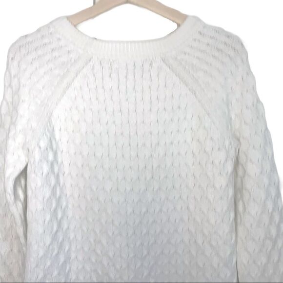 Old Navy Chunky Knit White Sweater - Picture 5 of 7